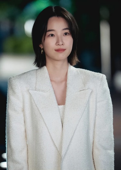 ウォン・ジアン（ソ・ジウ役）