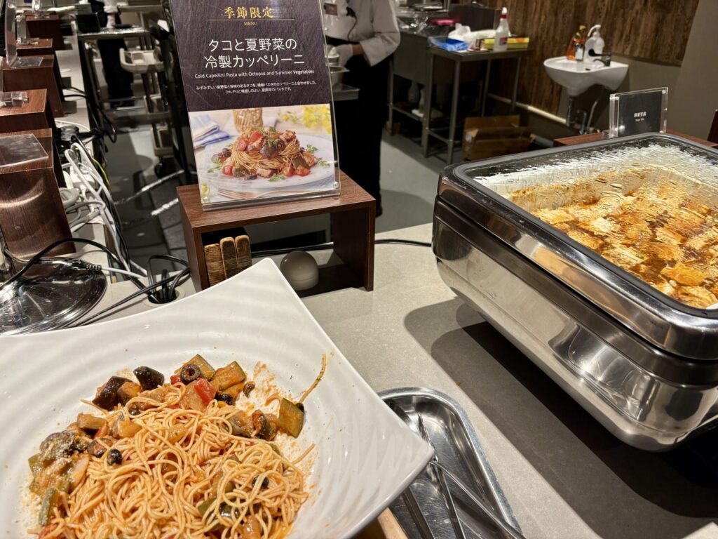 斉木別館の夕食バイキング