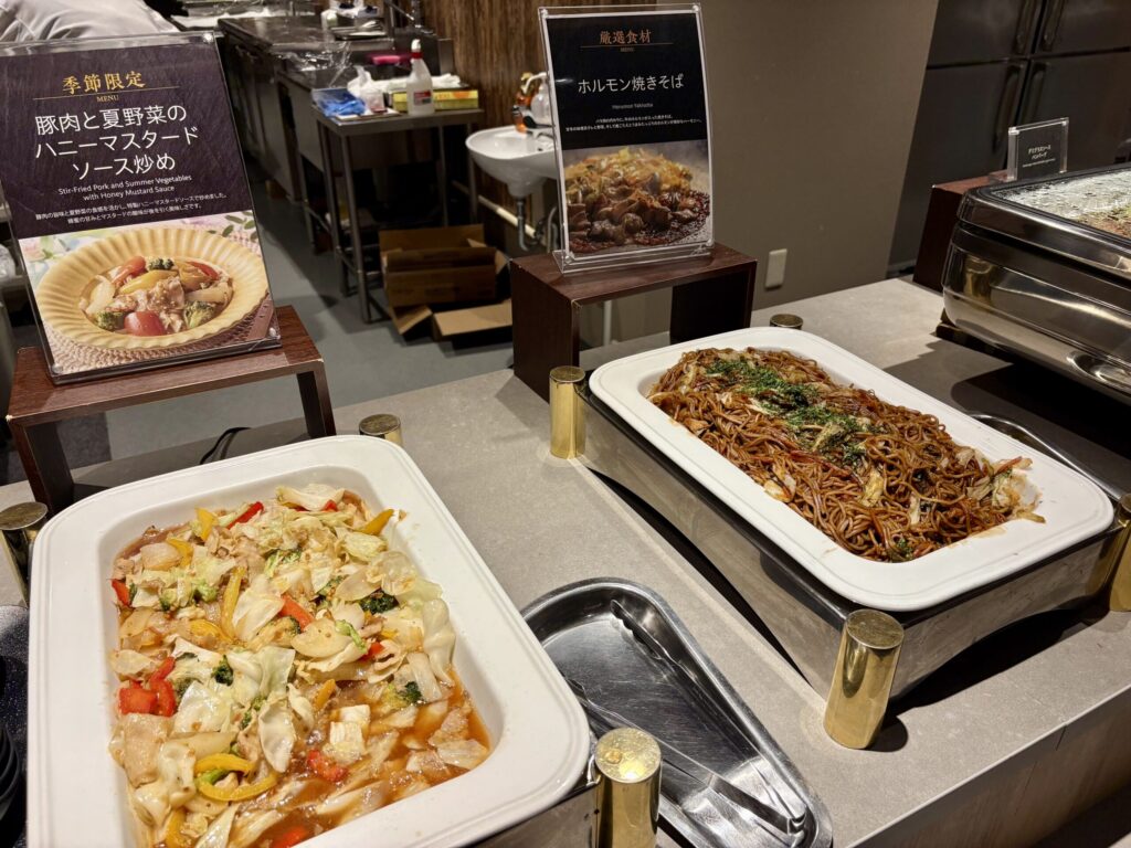 斉木別館の夕食バイキング